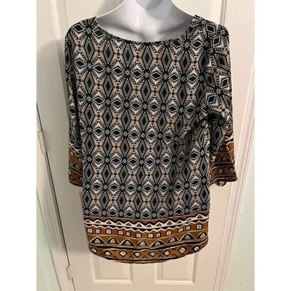 Cato Round Neck Long Sleeve Top. Size Large. - Picture 7 of 7